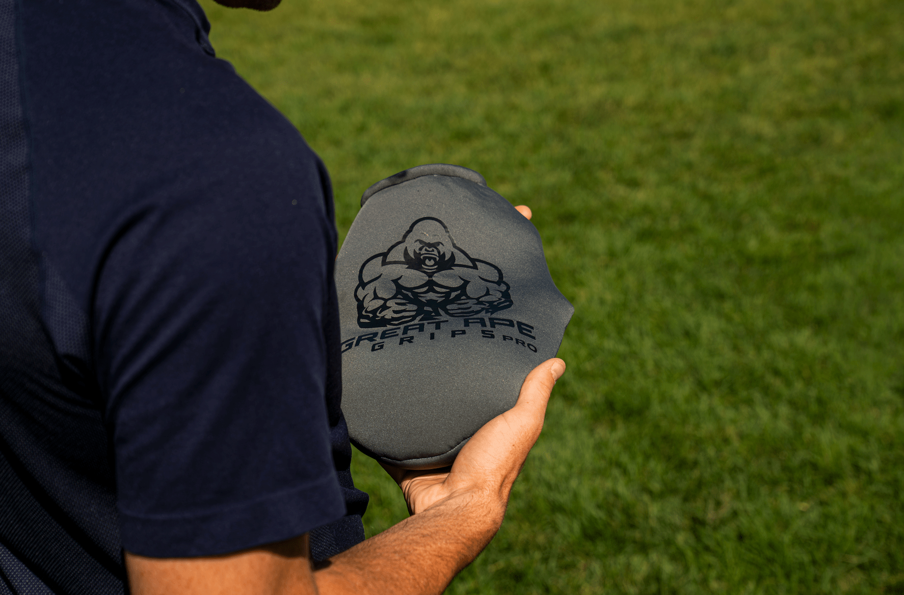 Grip Strength for Golf: The Secret to More Distance, Better Control, and Lower Scores - Great Ape Grips